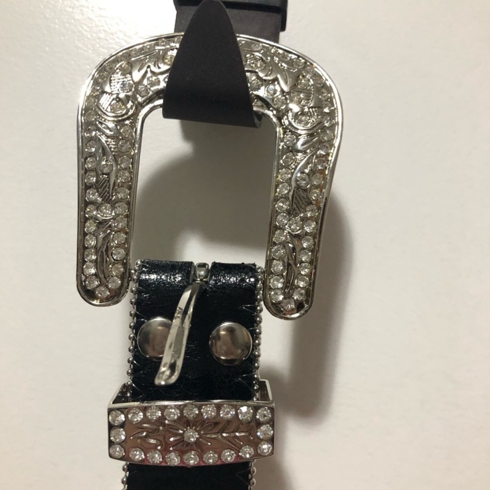 Elegant Black and Silver Embellished Belt